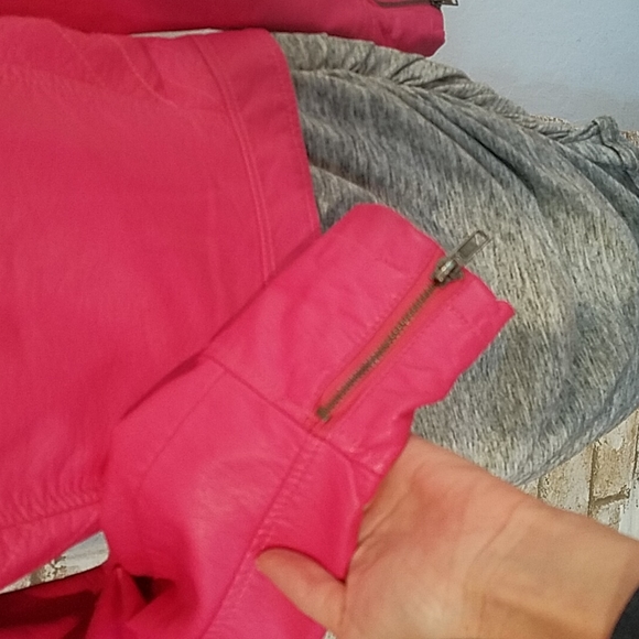 Like New Kut from the Kloth Faux Leather Motorcycle Jacket (Vegan) in Ho… - Picture 7 of 11